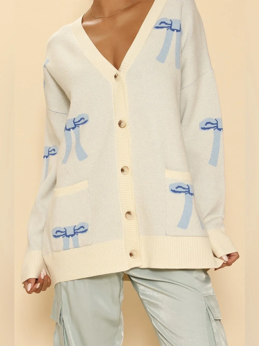 Miss Sparkling All Over Bow Oversized Knit Cardigan Size L in Blue - Picture 3 of 5